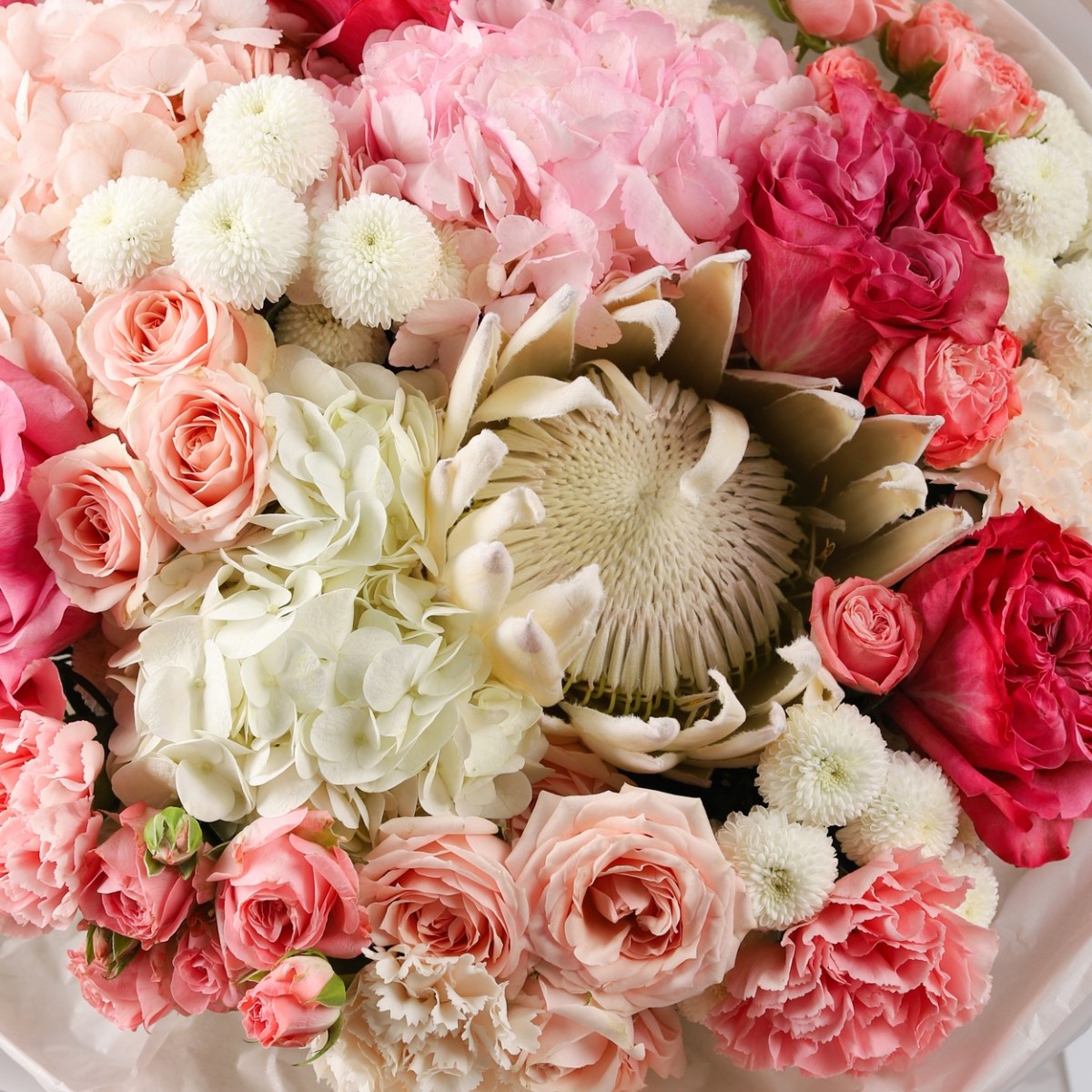 avtorskij buket s proteej i gortenziej 7